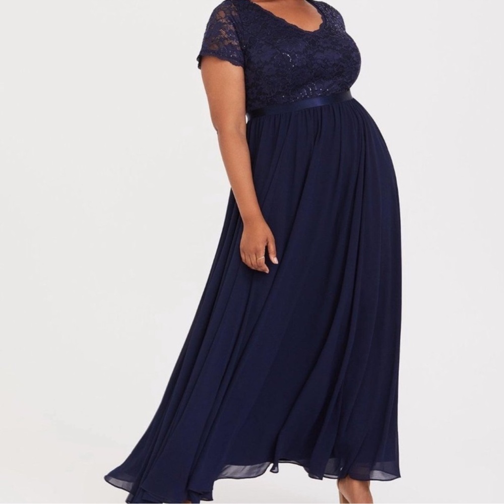 torrid Navy Lace & Sequin Wedding Dress - Picture 3 of 5
